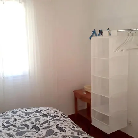 With 4 Bedrooms In With Wonderful Mountain View Private Pool Enclosed Garden 5 Km From The Beach Μάφρα