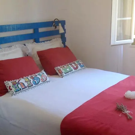 With 4 Bedrooms In With Wonderful Mountain View Private Pool Enclosed Garden 5 Km From The Beach Βίλα *