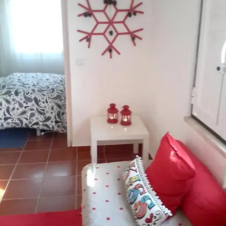 Βίλα With 4 Bedrooms In With Wonderful Mountain View Private Pool Enclosed Garden 5 Km From The Beach Μάφρα