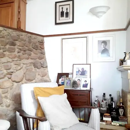 With 4 Bedrooms In With Wonderful Mountain View Private Pool Enclosed Garden 5 Km From The Beach *